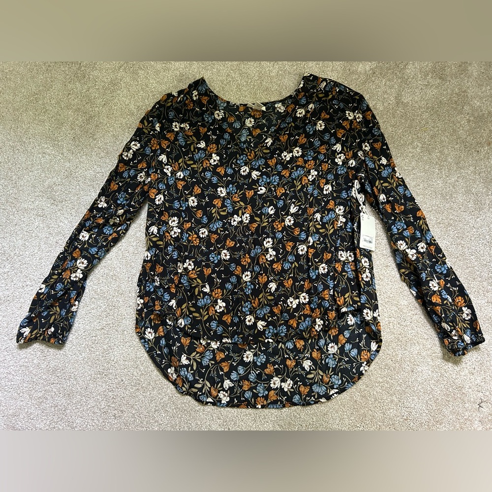 💙A.n.a blouse Size: small